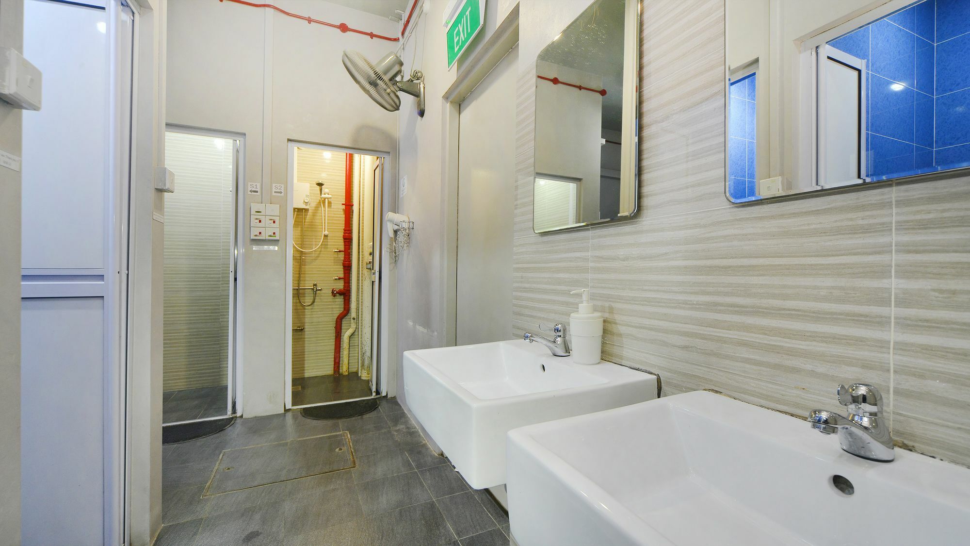 Reddoorz @ Kallang Mrt Nhà trọ